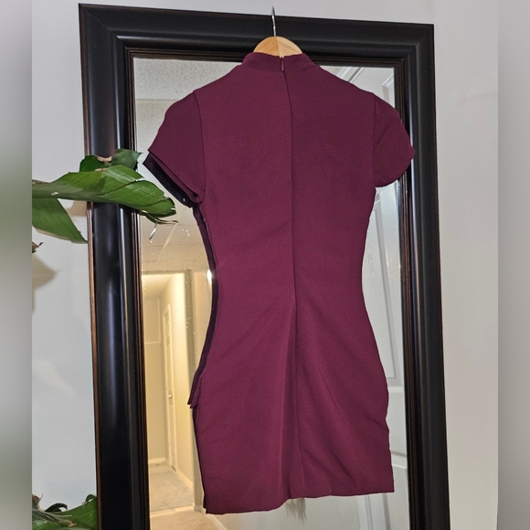 HOUSE OF CB 'Alia' Mulberry Mini Dress - Picture 2 of 6